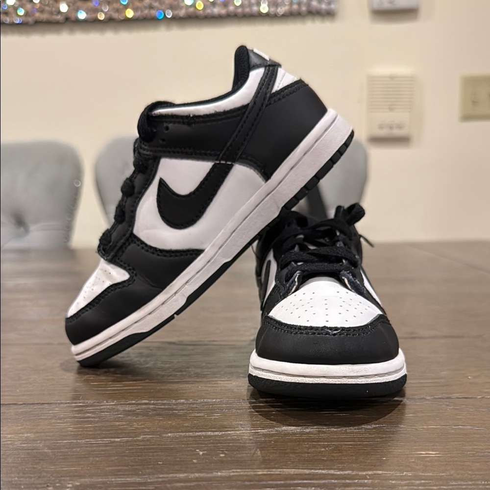 Girls Panda Nike Dunks